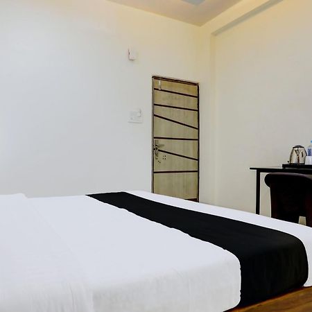 Hotel O Sb 47 印多尔 外观 照片